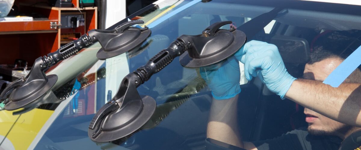 REMPLACEMENT_PARE_BRISE5 1200X500 | 3D Pare-Brise Service de remplacement de pare-brise et lunette arrière à Illzach vers Kingersheim Kingersheim 0